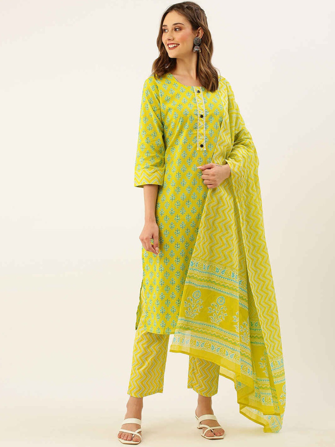 

ZOLA Ethnic Motifs Printed Regular Pure Cotton Kurta with Trousers & Dupatta, Green