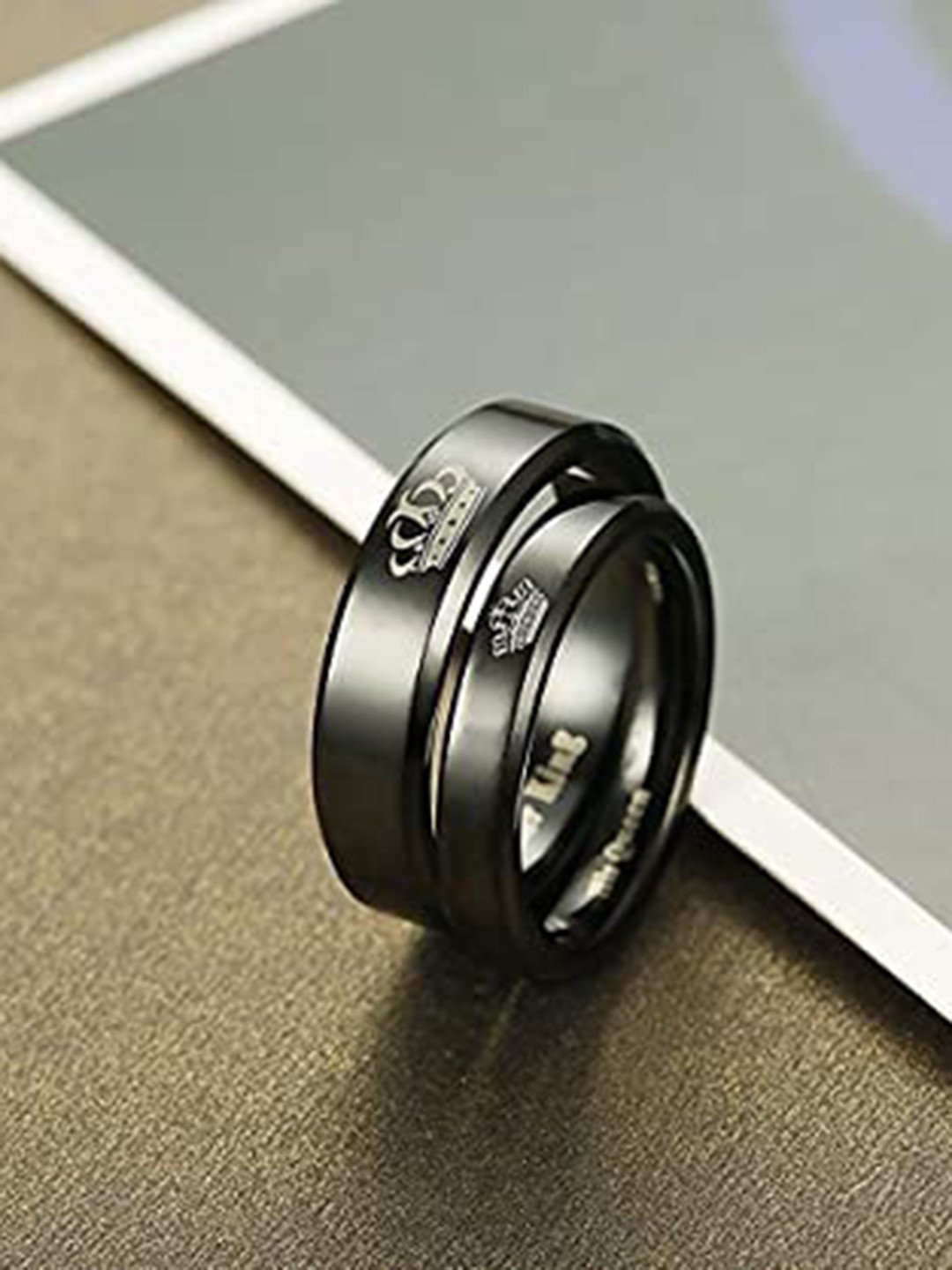 

VIEN Stainless Steel King & Queen Couple Rings, Black