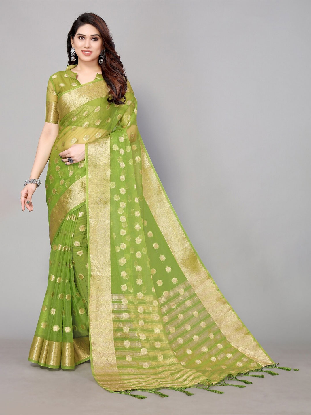 

DIVASTRI Ethnic Motifs Woven Design Zari Saree, Olive