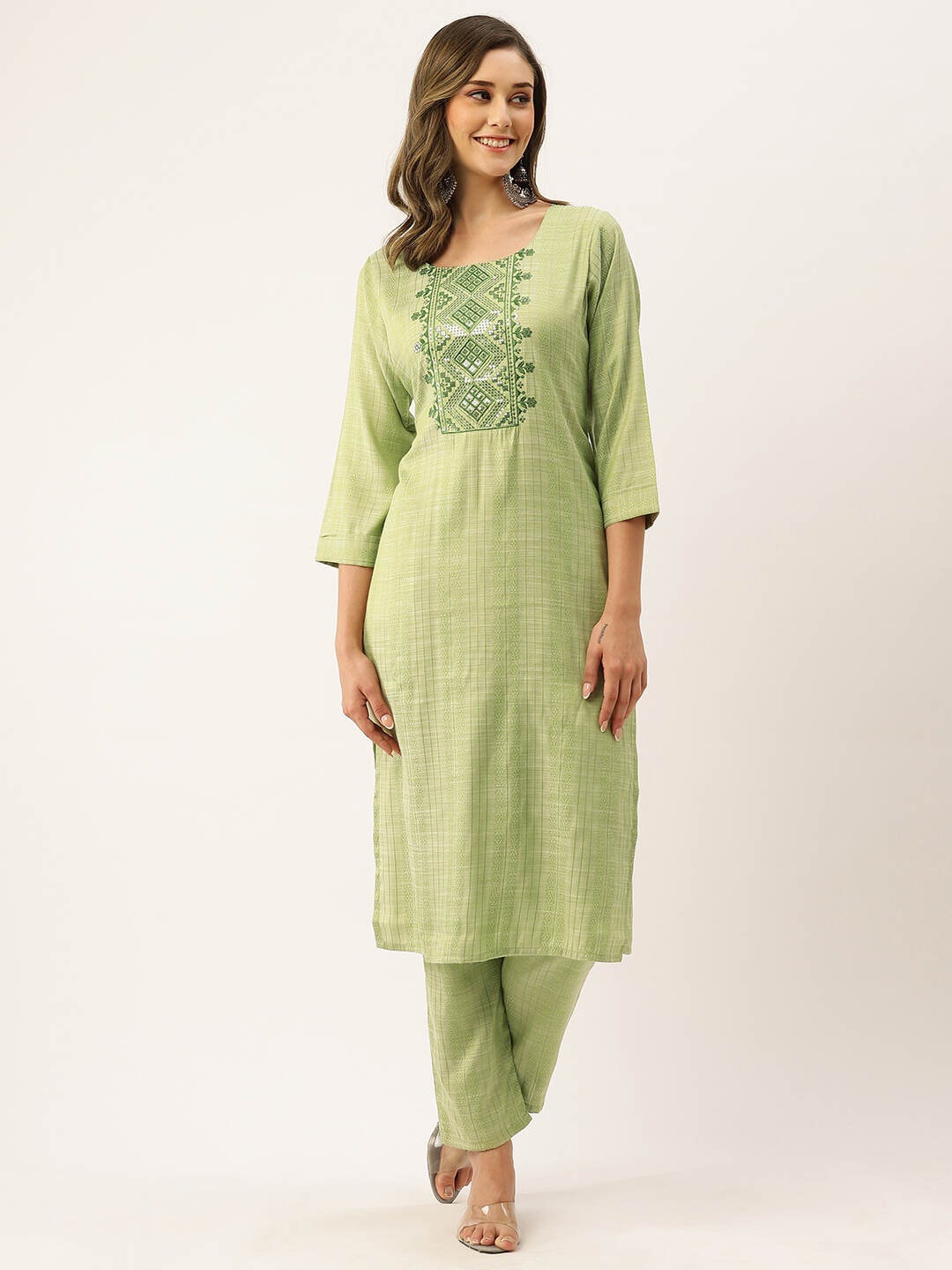 

ZOLA Green Woven Design Thread Work Regular Kurta with Trousers