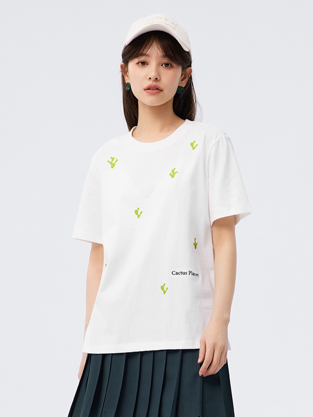 

SEMIR Women Cactus Printed Oversized Fit Drop-Shoulder Sleeves T-shirt, White