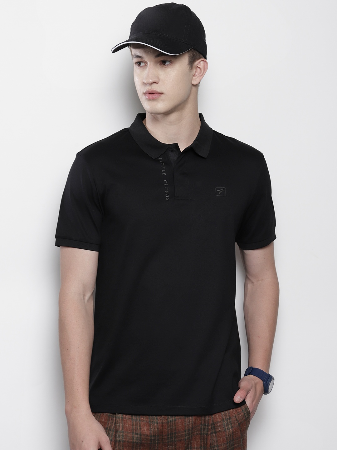 

SEMIR Men Black Polo Collar Slim Fit T-shirt