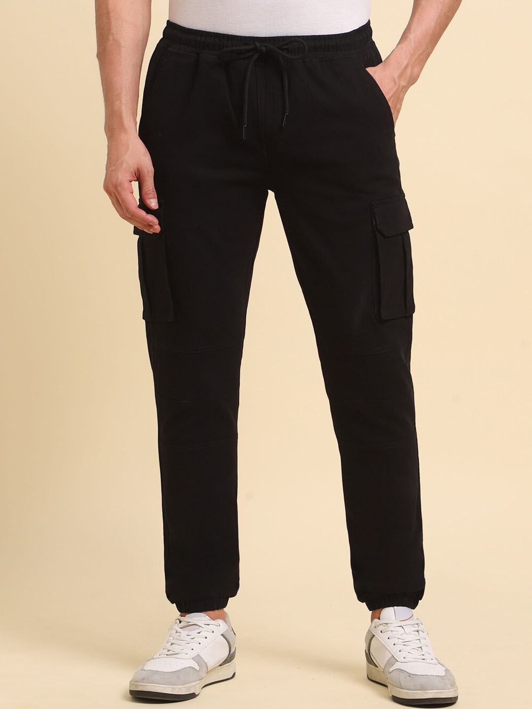 

High Star Men Mid Rise Woven Cargo Trousers, Black