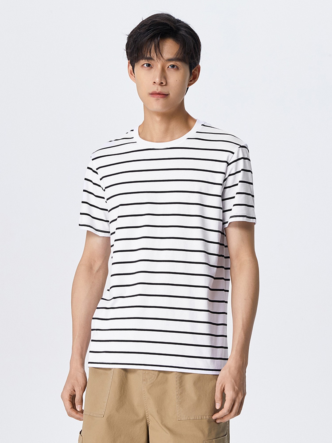 

SEMIR Striped Monochrome T-shirt, White