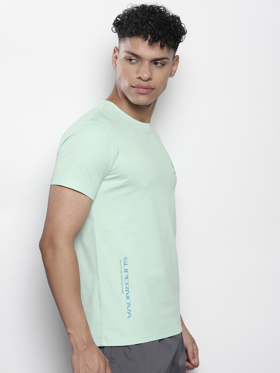 

SEMIR Men Green Slim Fit T-shirt
