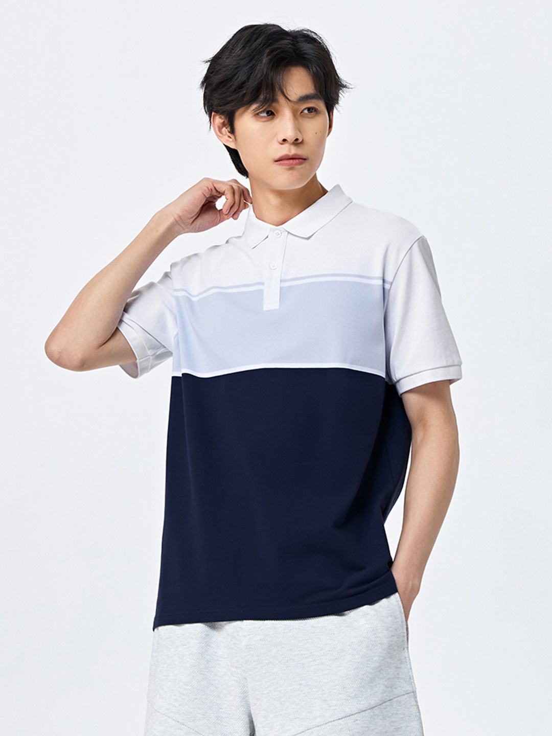 

SEMIR Colourblocked Polo Collar Drop-Shoulder Sleeves T-shirt, White