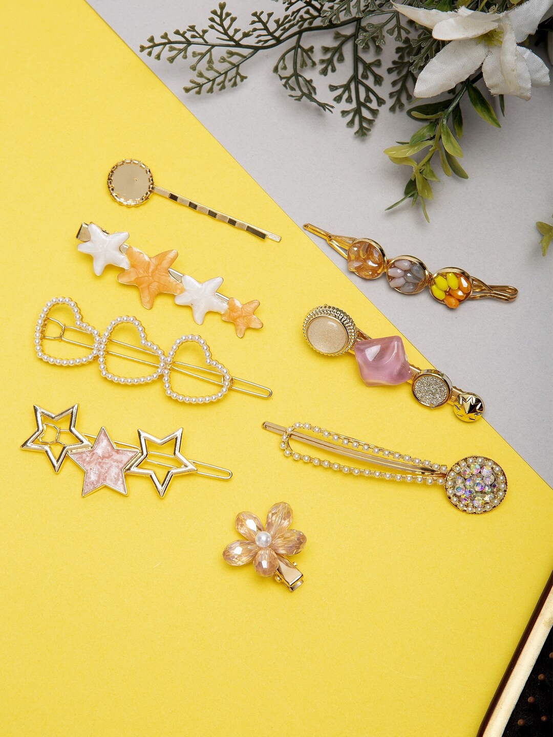 

DressBerry Set of 8 Embellished Bobby Pins, Pink