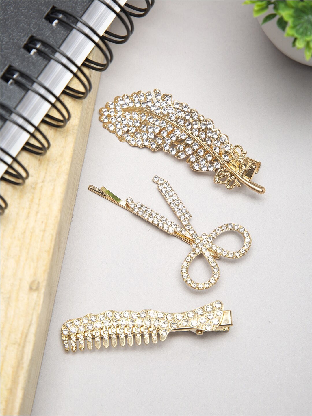 

DressBerry Set of 3 Beaded Alligator Hair Clips & Bobby Pin, Gold