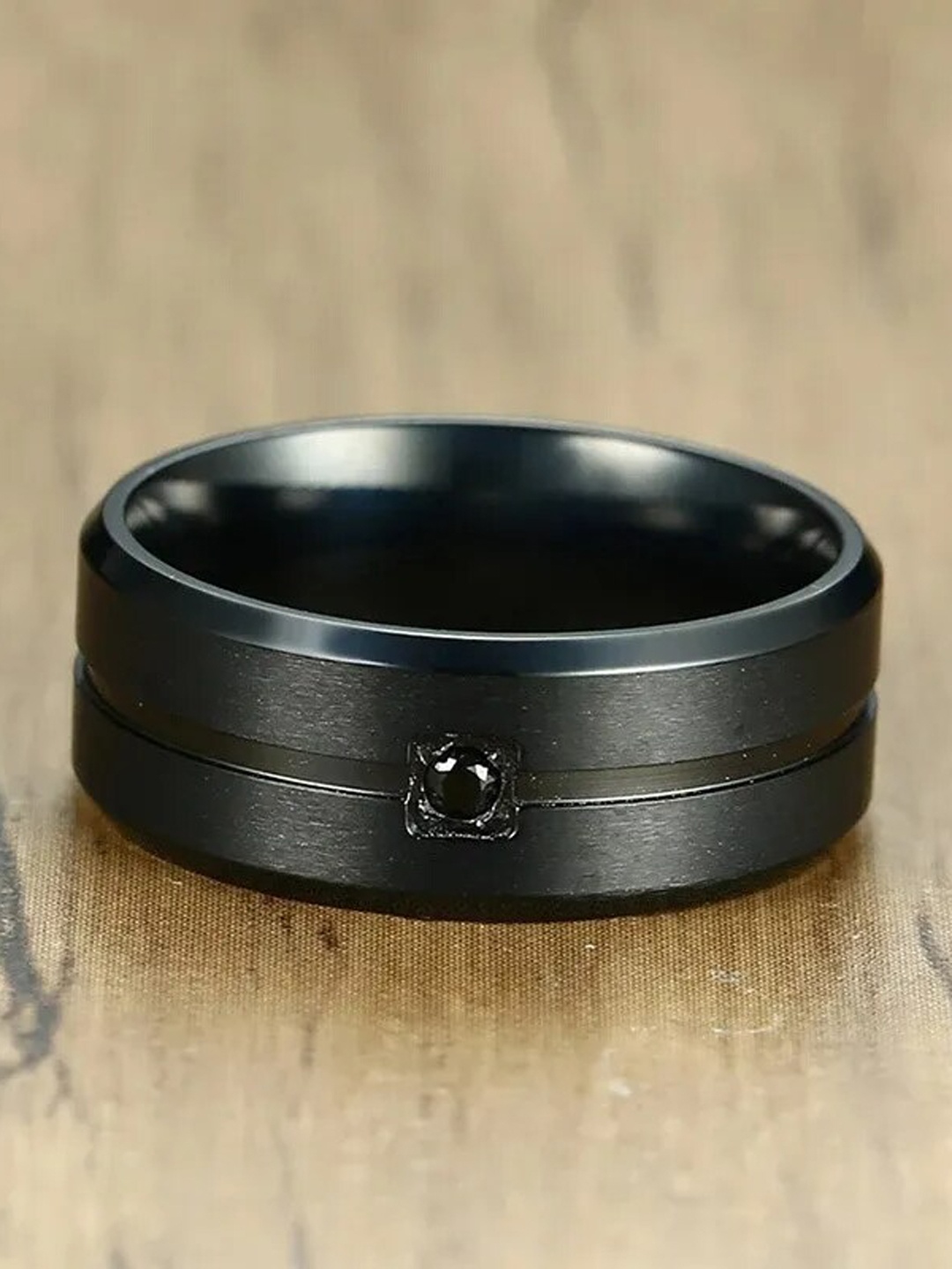 

KARISHMA KREATIONS Stainless Steel Finger Ring, Black