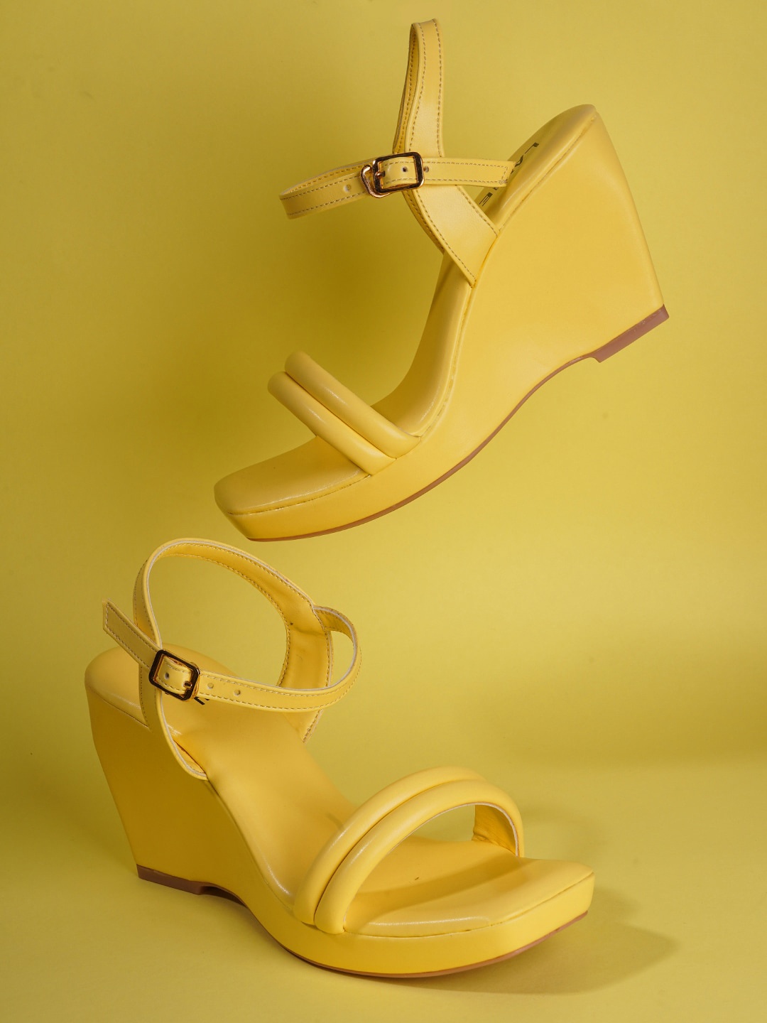 

Lavie Open Toe Wedges With Ankle Loop, Yellow