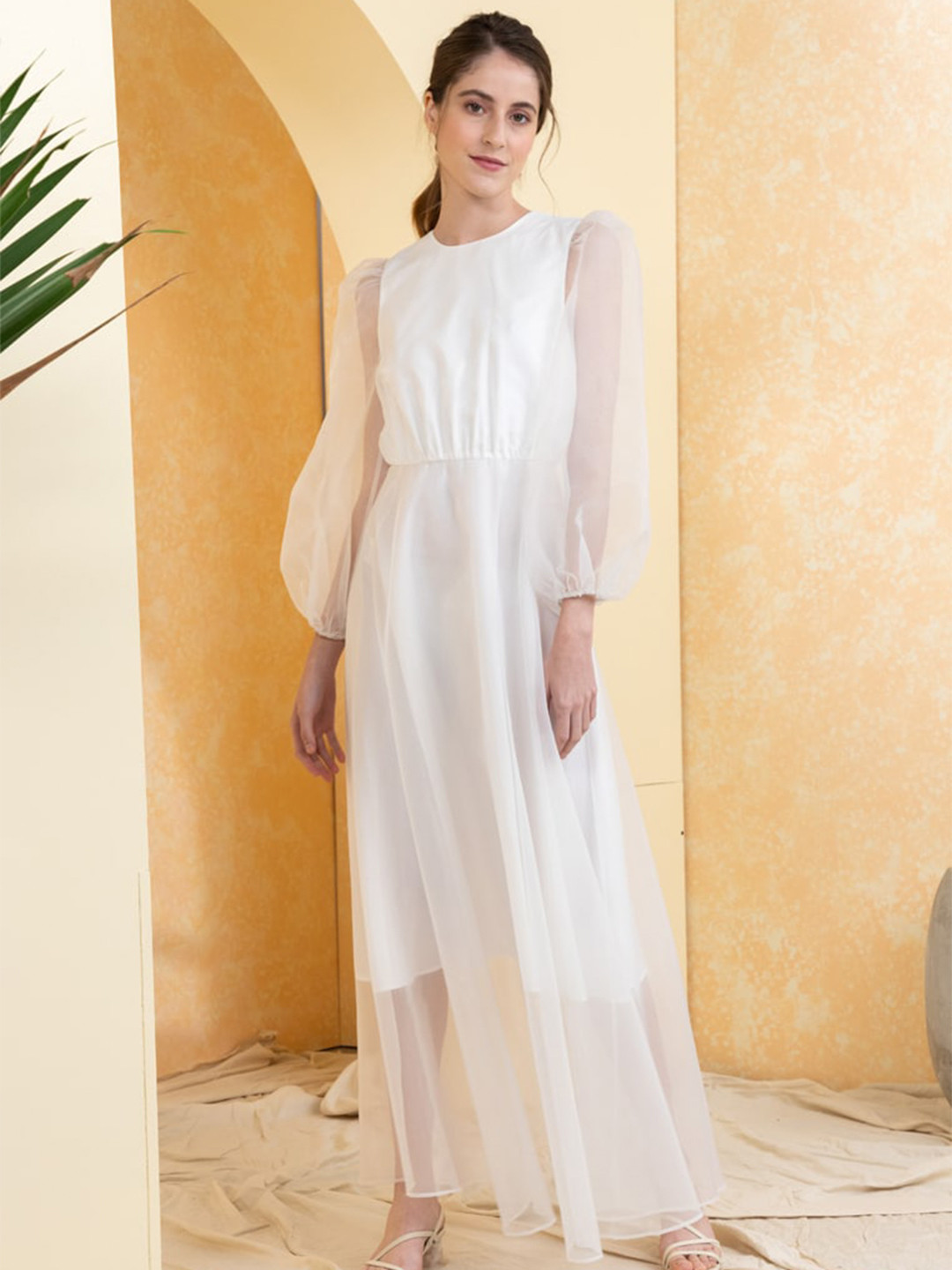 

Zalora Studios Round Neck Puff Sleeve Maxi Dress, White