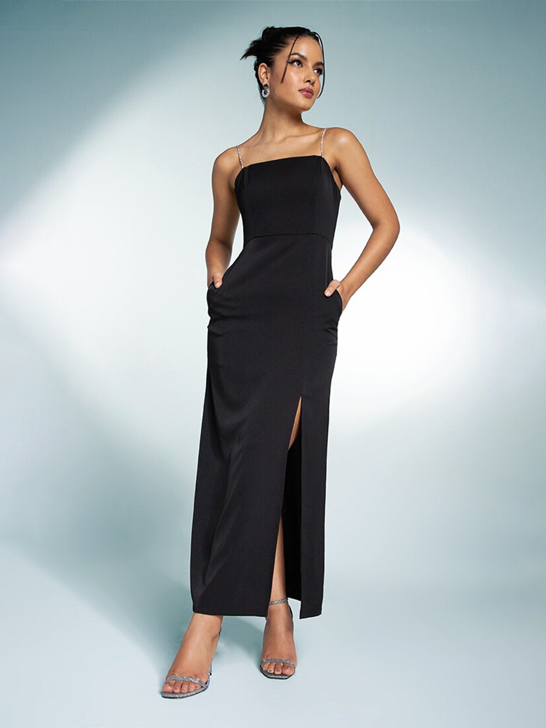 

Zalora Studios Strapless No Sleeves Maxi Dress, Black