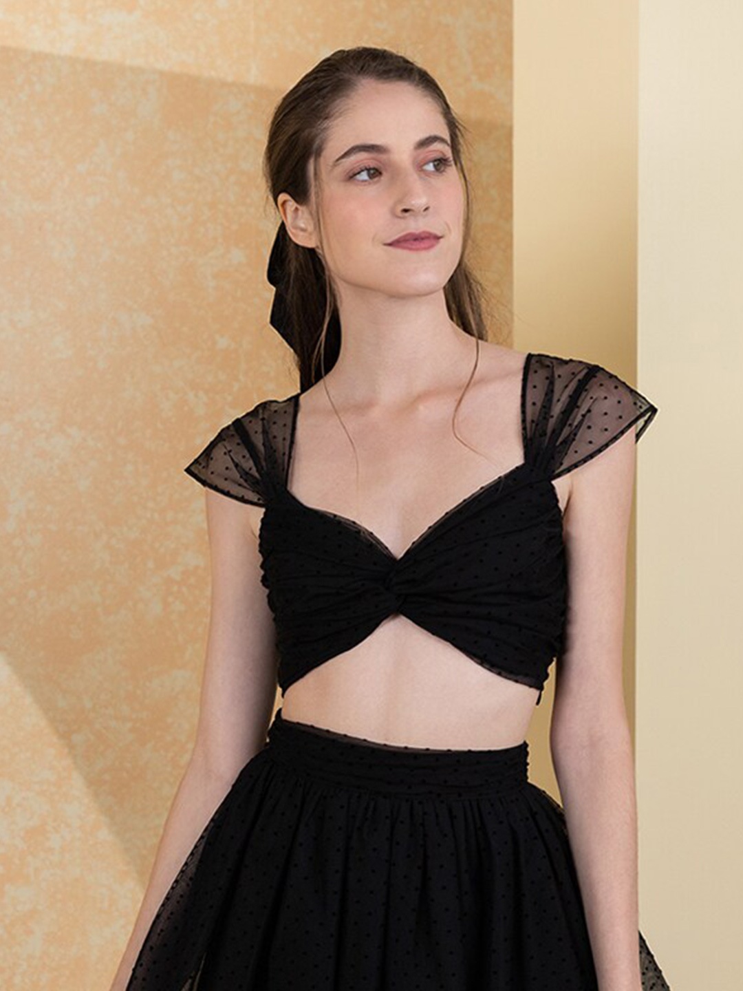 

Zalora Studios Self Design Sweetheart Neck Crop Bralette Top, Black