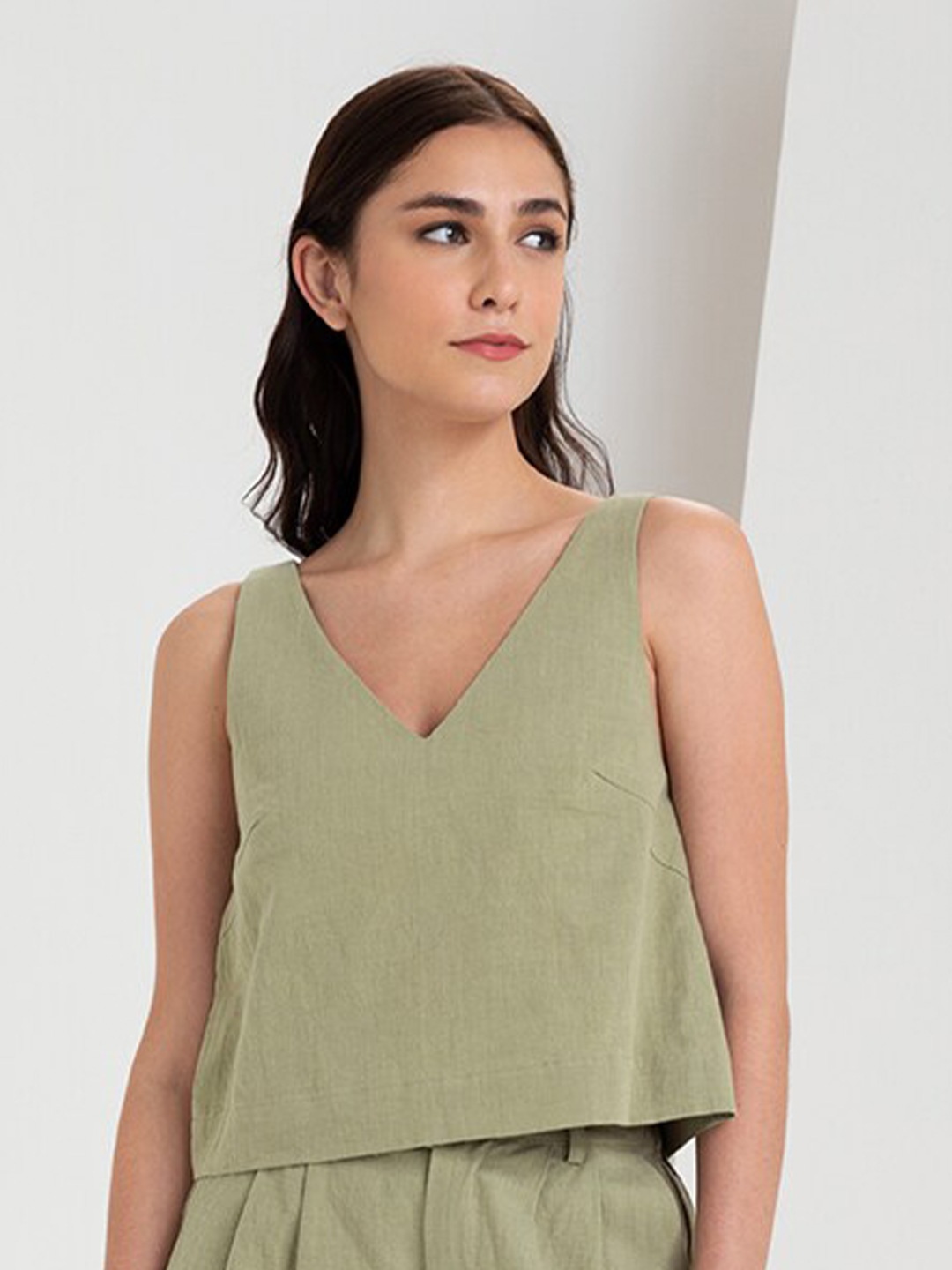 

Zalora Studios V-Neck A-Line Linen CottonTop, Green