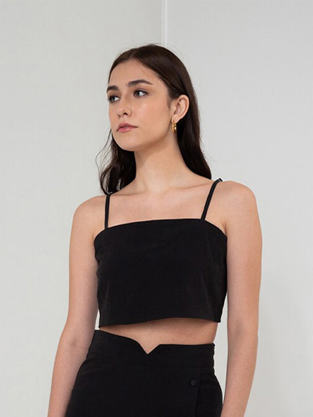 

Zalora Studios Shoulder Straps Linen Cami Crop Top, Black
