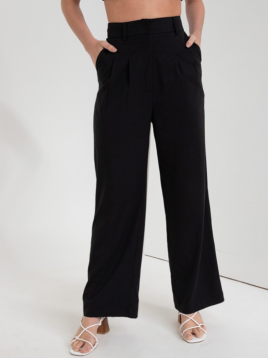 

Zalora Studios Women Mid-Rise Parallel Trousers, Na