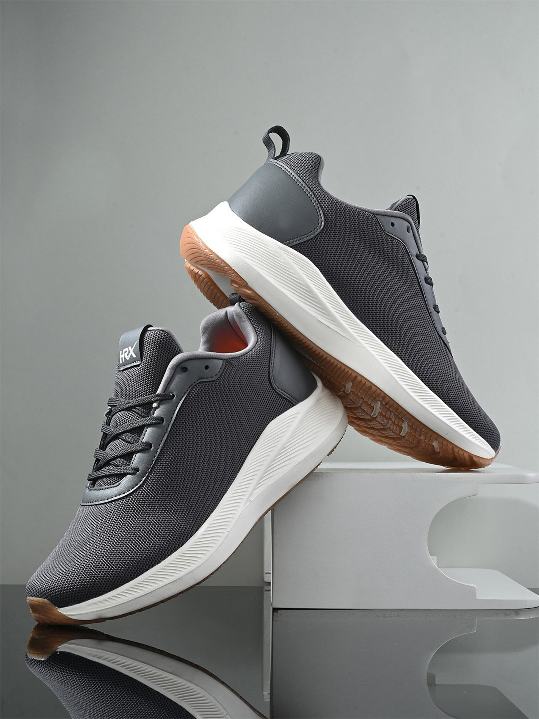 

HRX by Hrithik Roshan Men Grey Memory Foam Non-Marking Running Shoes