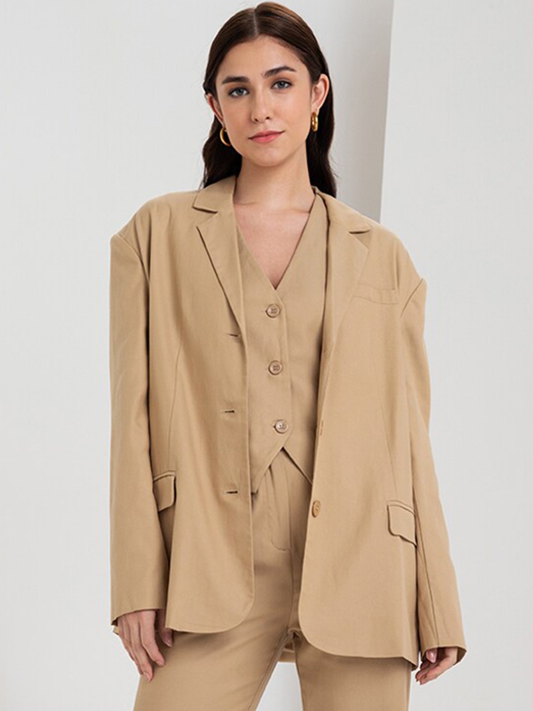 

Zalora Studios Women Longline Tailored Jacket, Beige