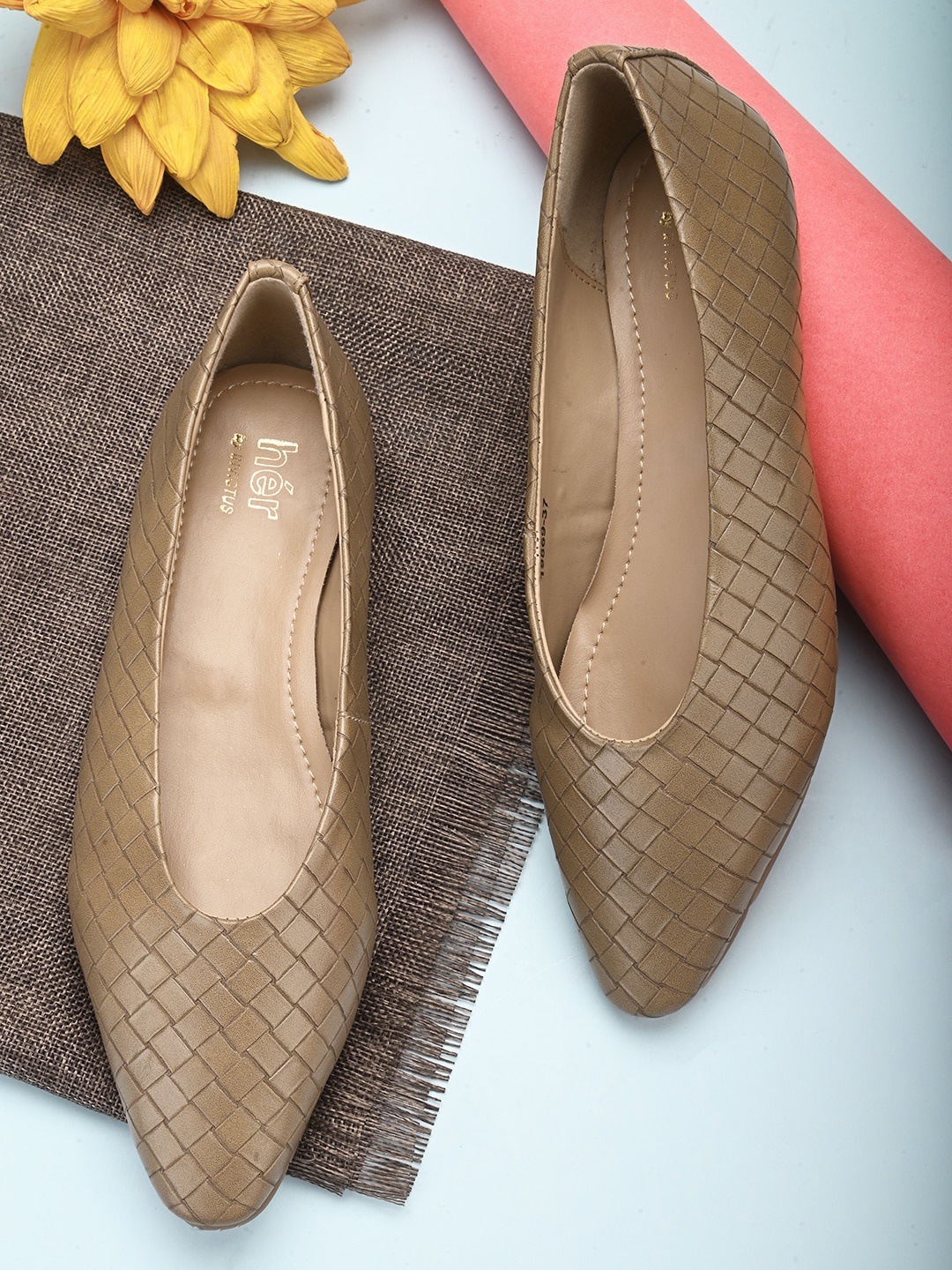

her by invictus Brown Textured Pointed Toe Ballerinas
