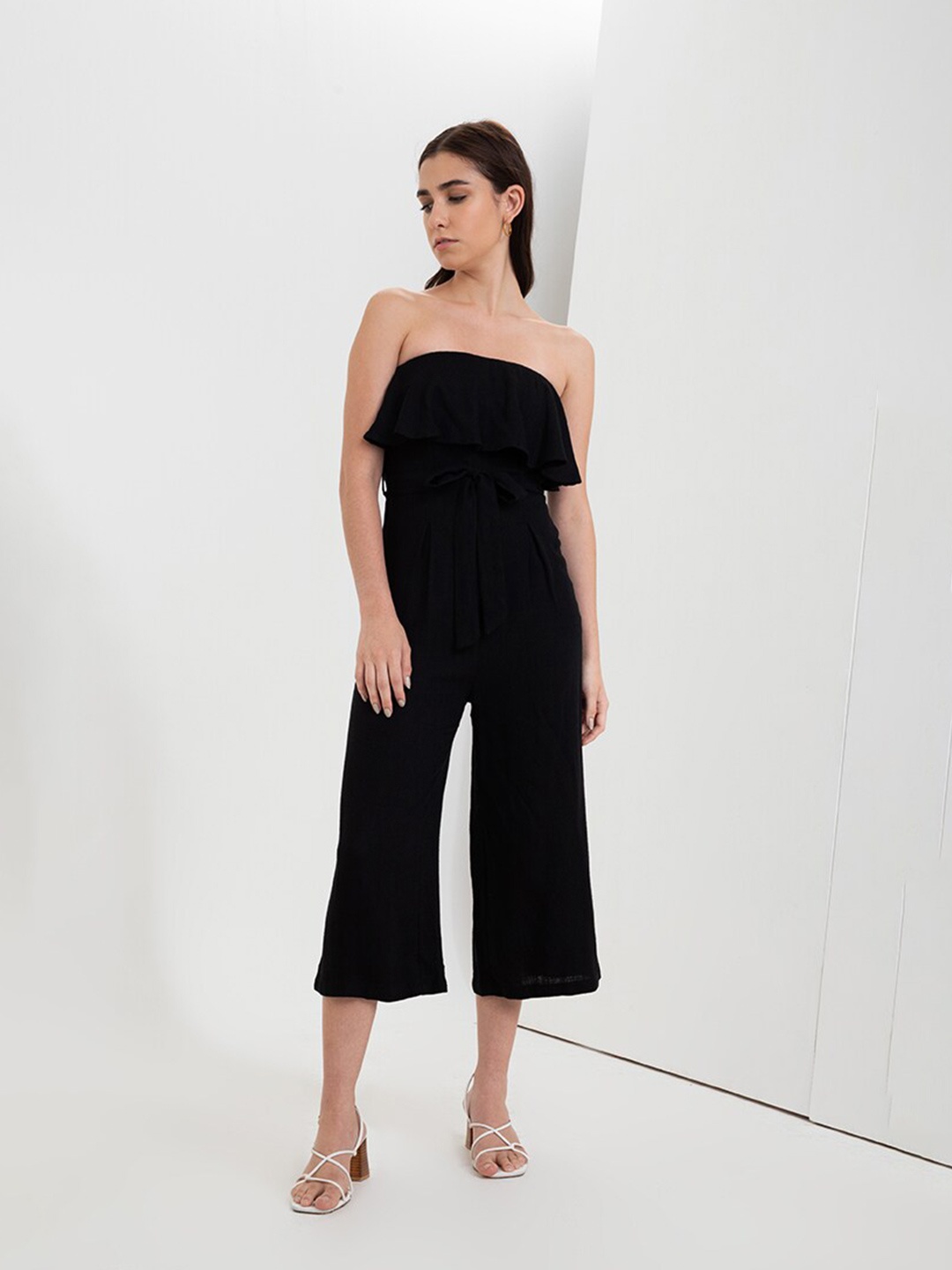 

Zalora Studios Cotton Linen Strapless Basic Jumpsuit, Black