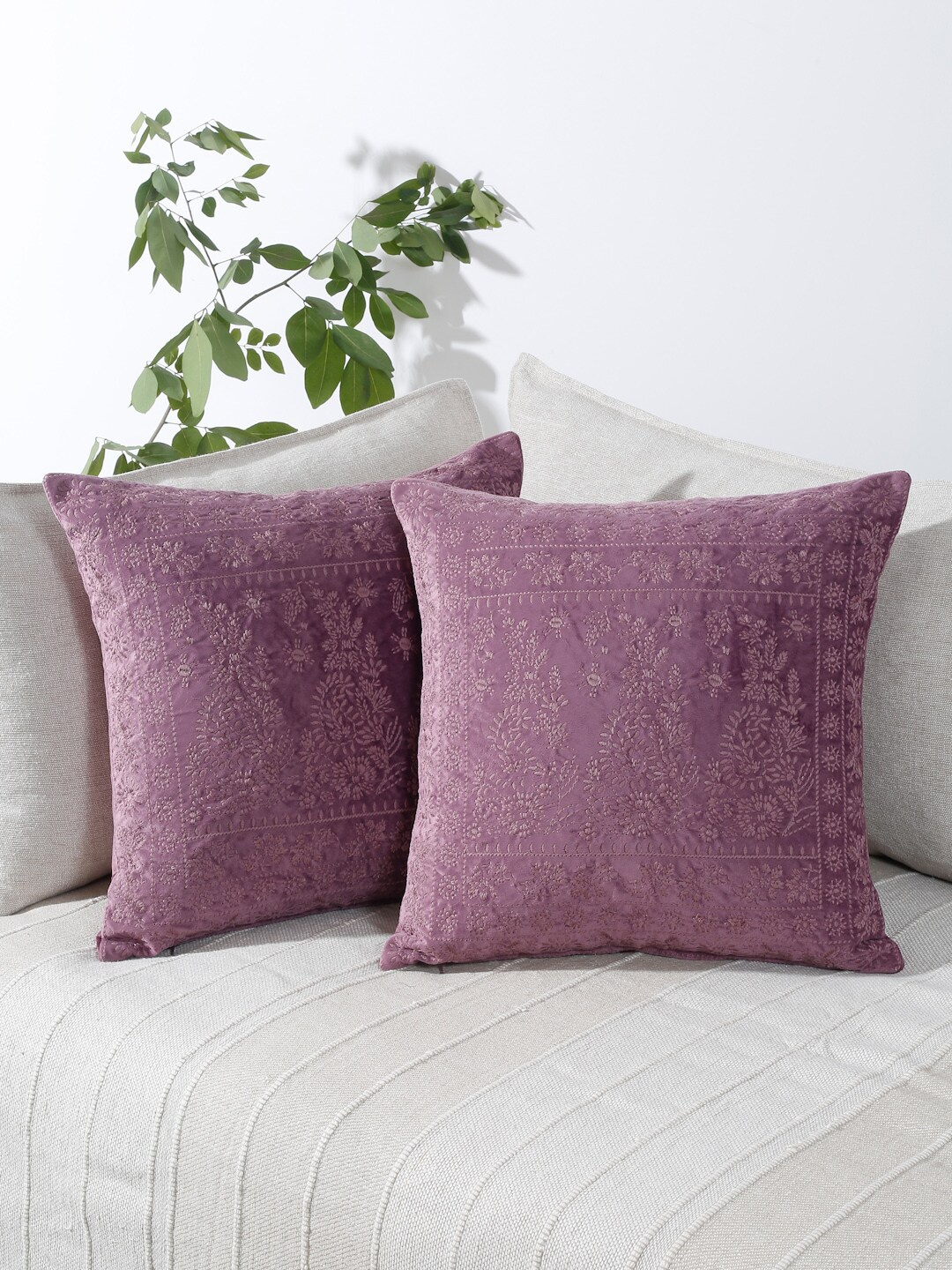 

eyda Purple 2 Pieces Embroidered Velvet Square Cushion Covers