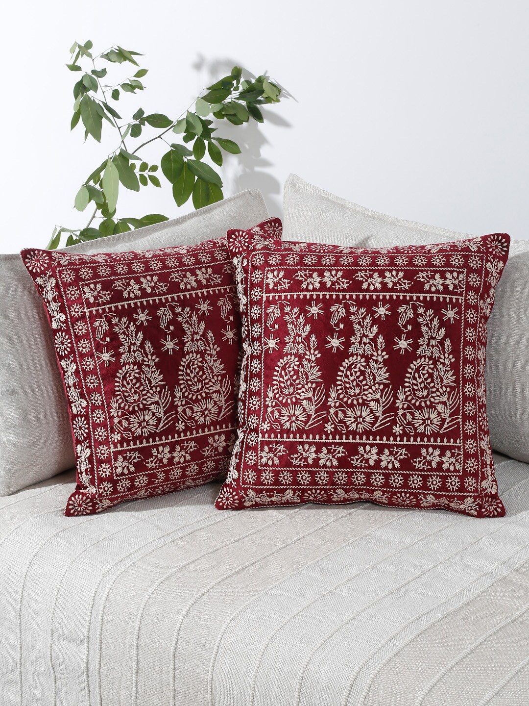 

eyda Maroon & White 2 Pieces Embroidered Velvet Square Cushion Covers