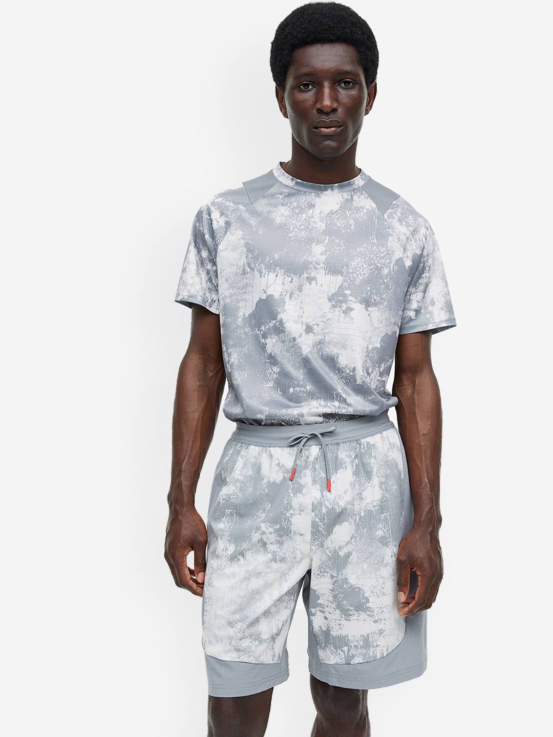 

H&M Boys DryMove Sports Shorts, Grey
