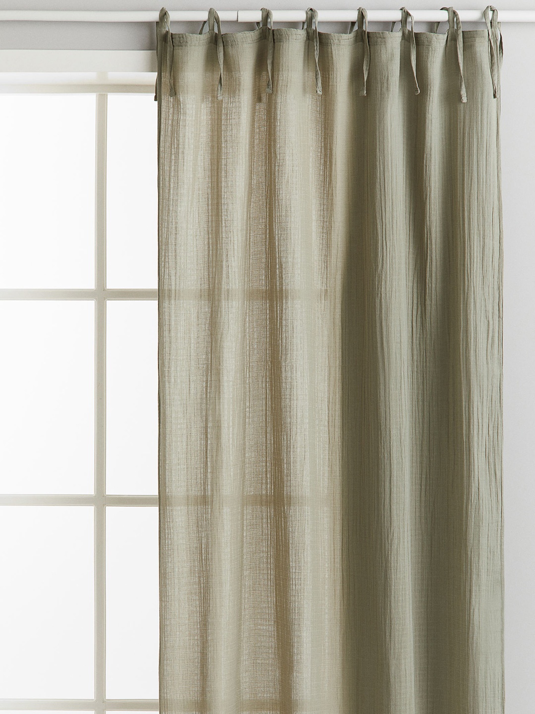 

H&M 2-Pack Green Muslin Curtain Lengths