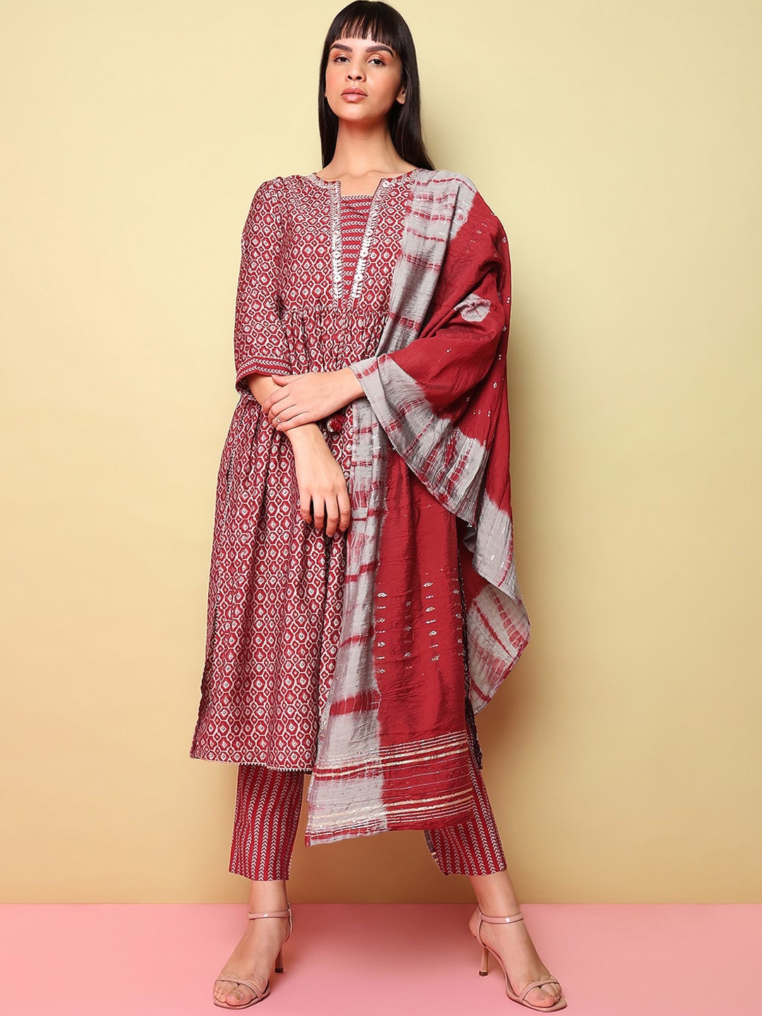 

Indifusion Ethnic Motifs Printed Thread Work Regular Kurta with Trousers & With Dupatta, Maroon