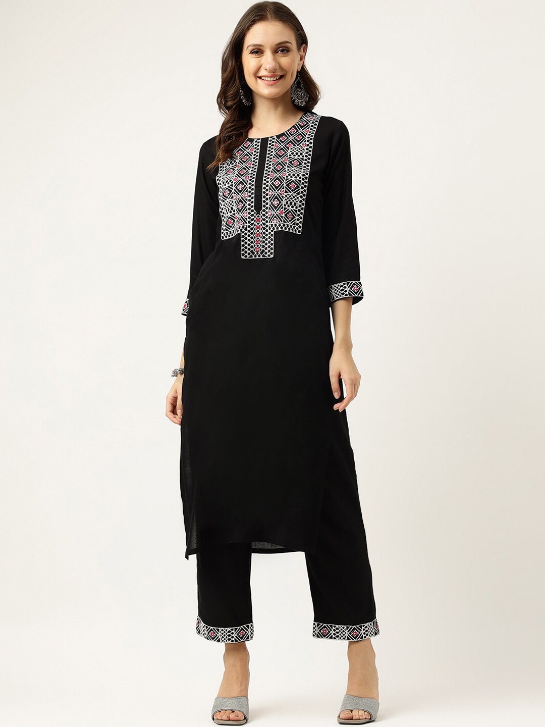 

Ashlee Ethnic Motifs Embroidered Mirror Work Kurta with Trousers, Black