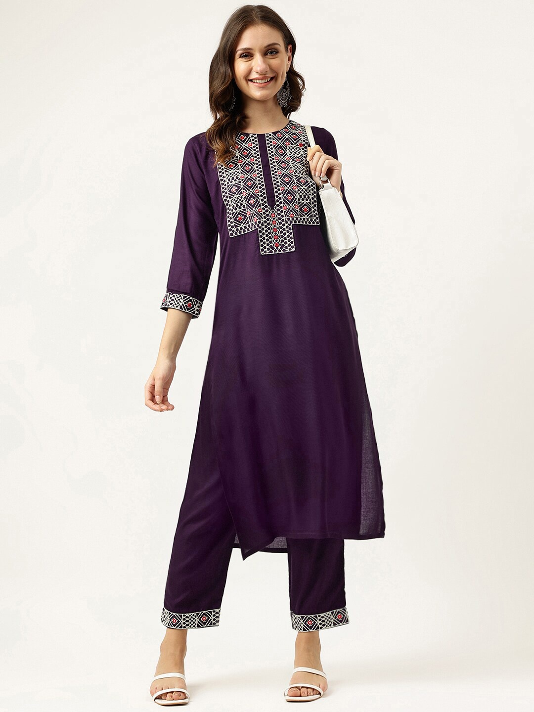 

Ashlee Women Ethnic Motifs Embroidered Regular Straight Kurta With Trousers, Purple