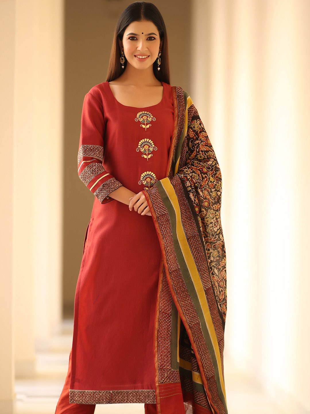 

GILLORI Ethnic Motifs Embroidered Gotta Patti Chanderi Silk Kurta with Trousers & Dupatta, Maroon