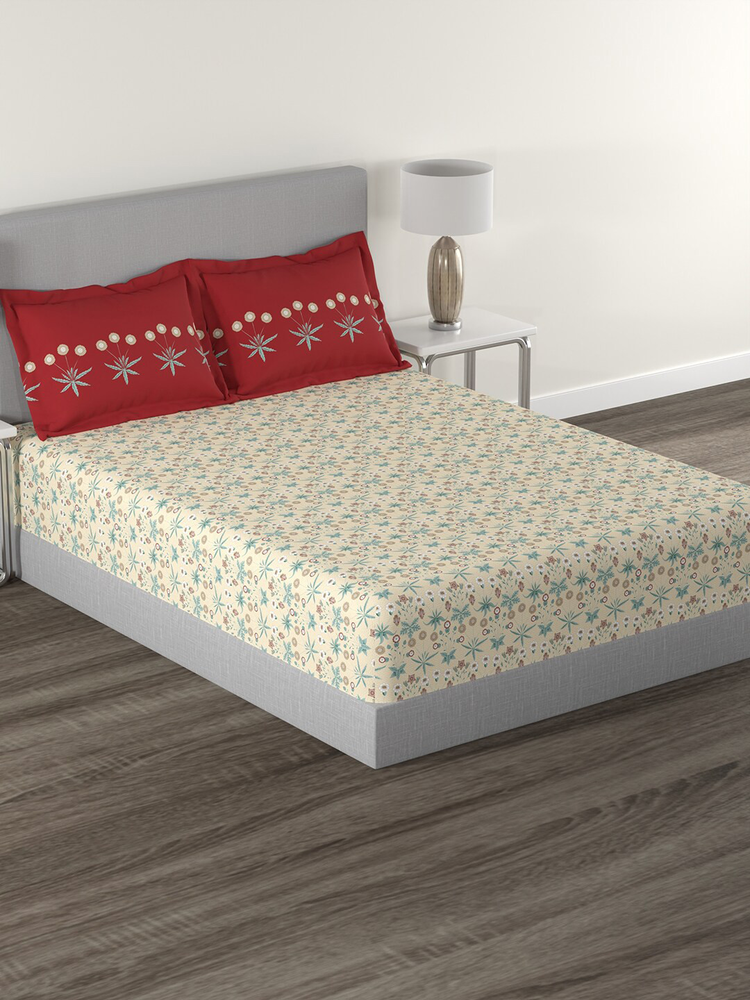 

MYTRIDENT Beige Green Floral Cotton 144 TC Queen Bedsheet With 2 Pillow Covers