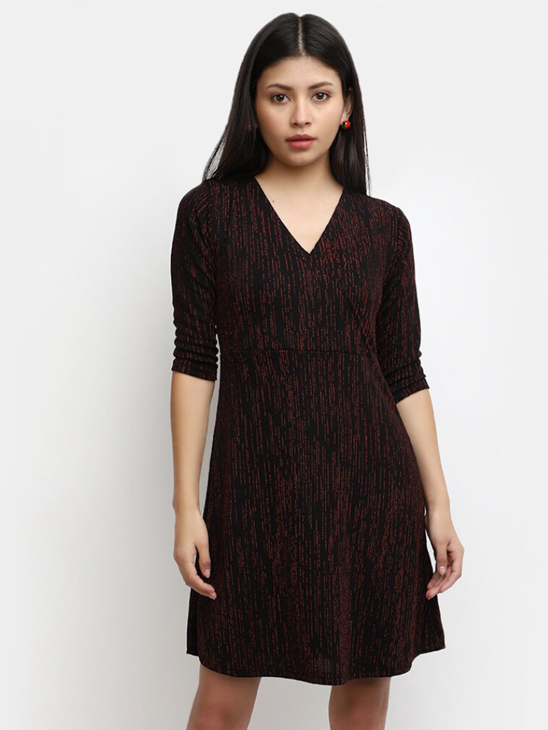 

V-Mart Self Design V-Neck Cotton Wrap Dress, Maroon