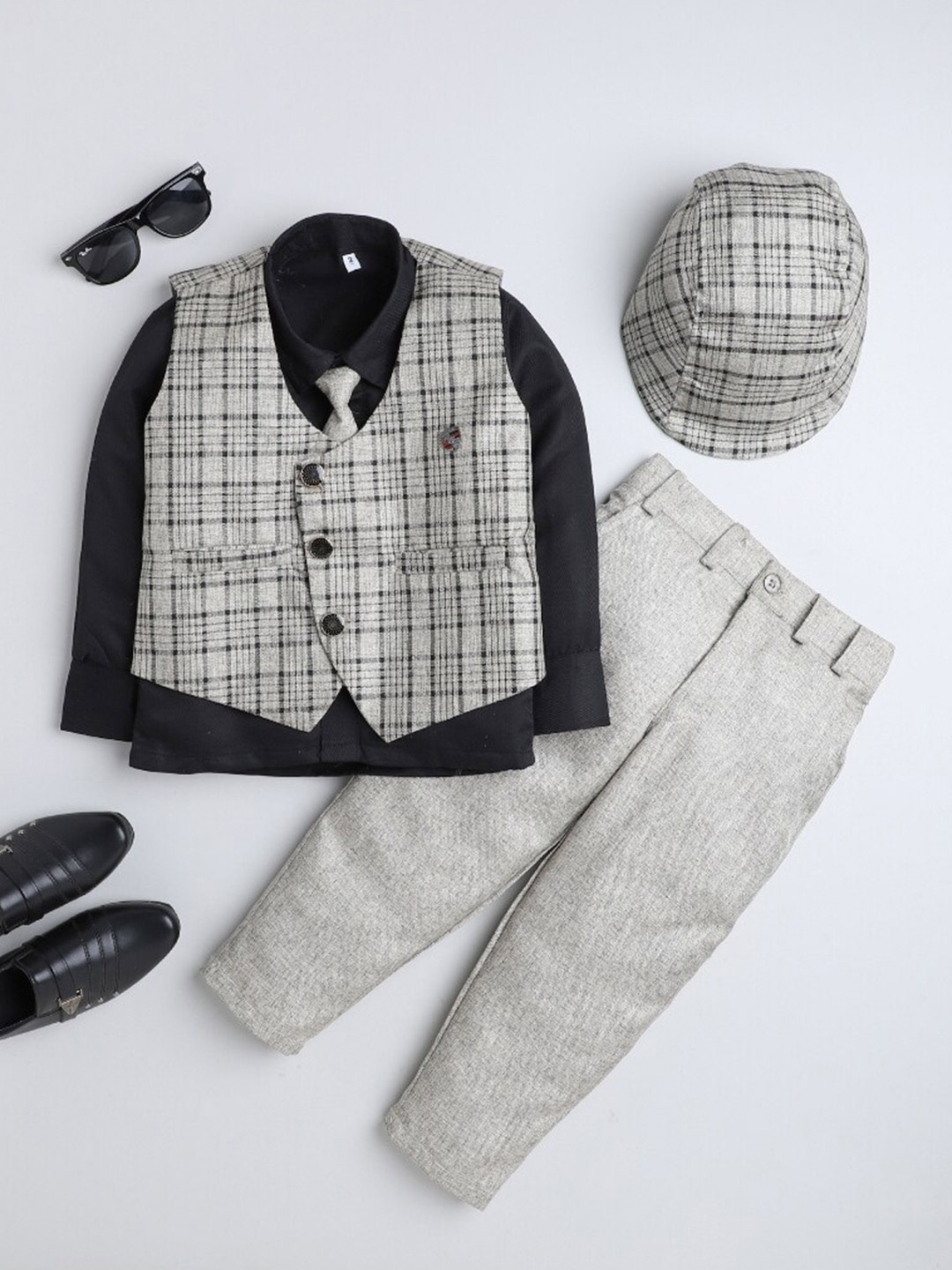 

BAESD Boys Shirt with Trousers & Waistcoat, Cream