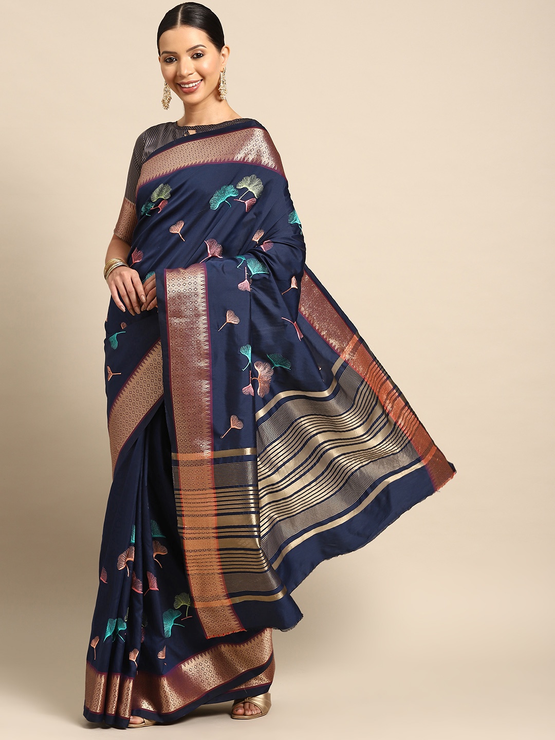 

RAJGRANTH Floral Embroidered Silk Cotton Saree, Navy blue