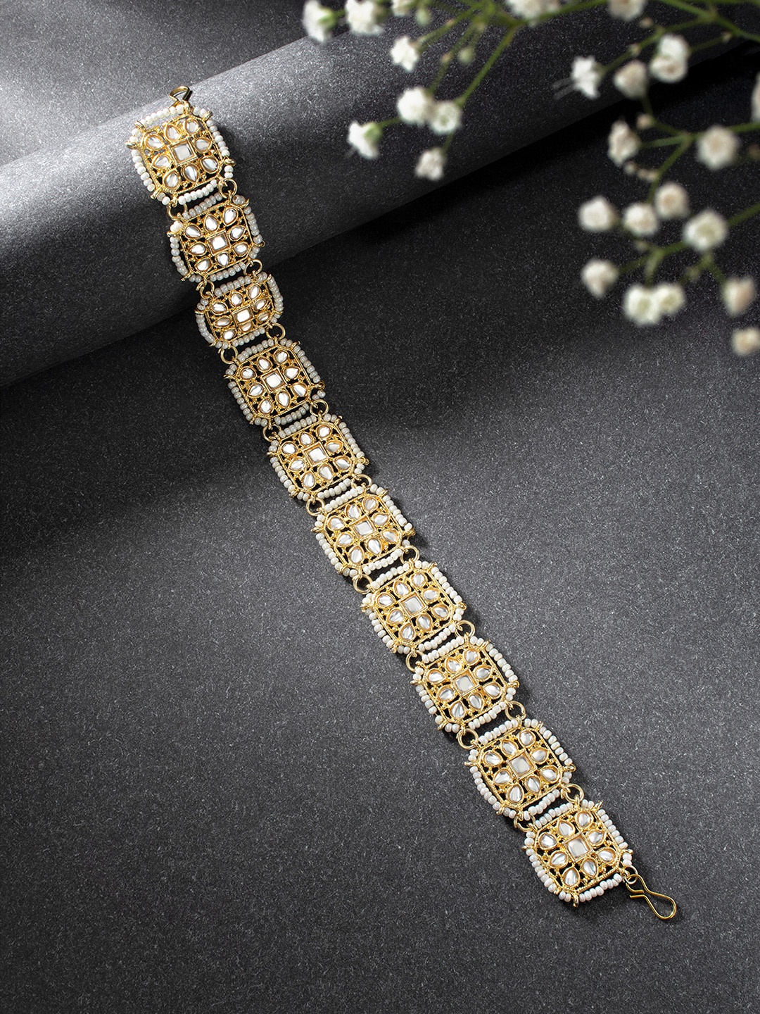 

Peora Gold-Plated Kundan-Studded Sheeshphool, White