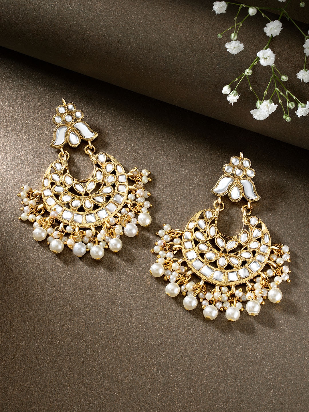 

Peora Gold-Plated Kundan Contemporary Chandbalis, White