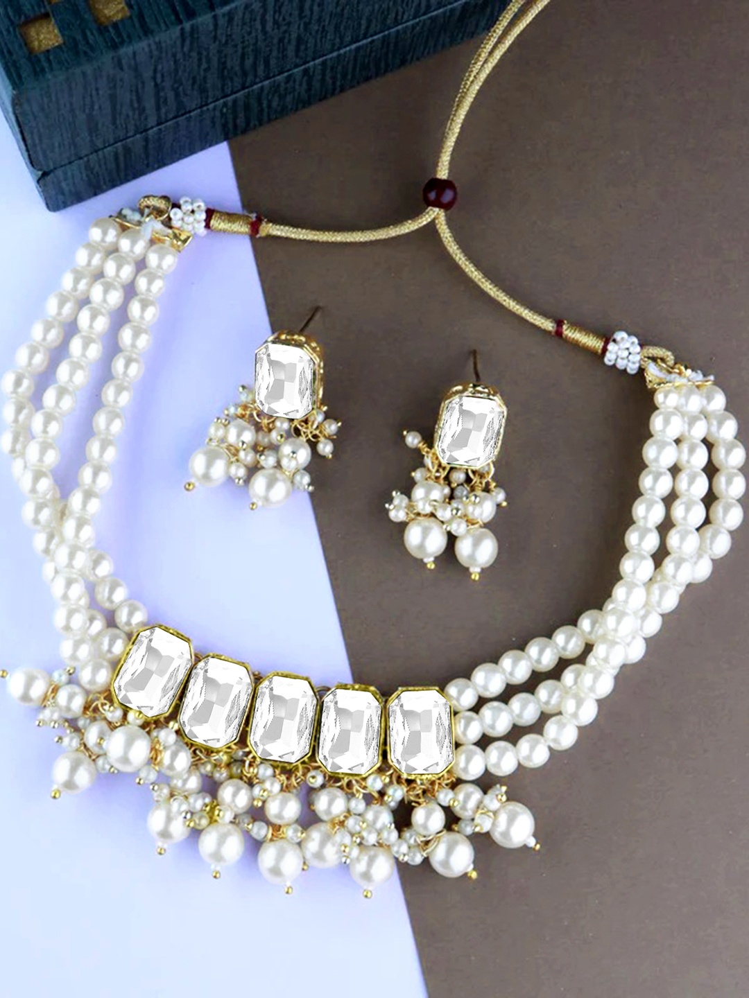 

Peora Gold-Plated Kundan-Studded Jewellery Set, White