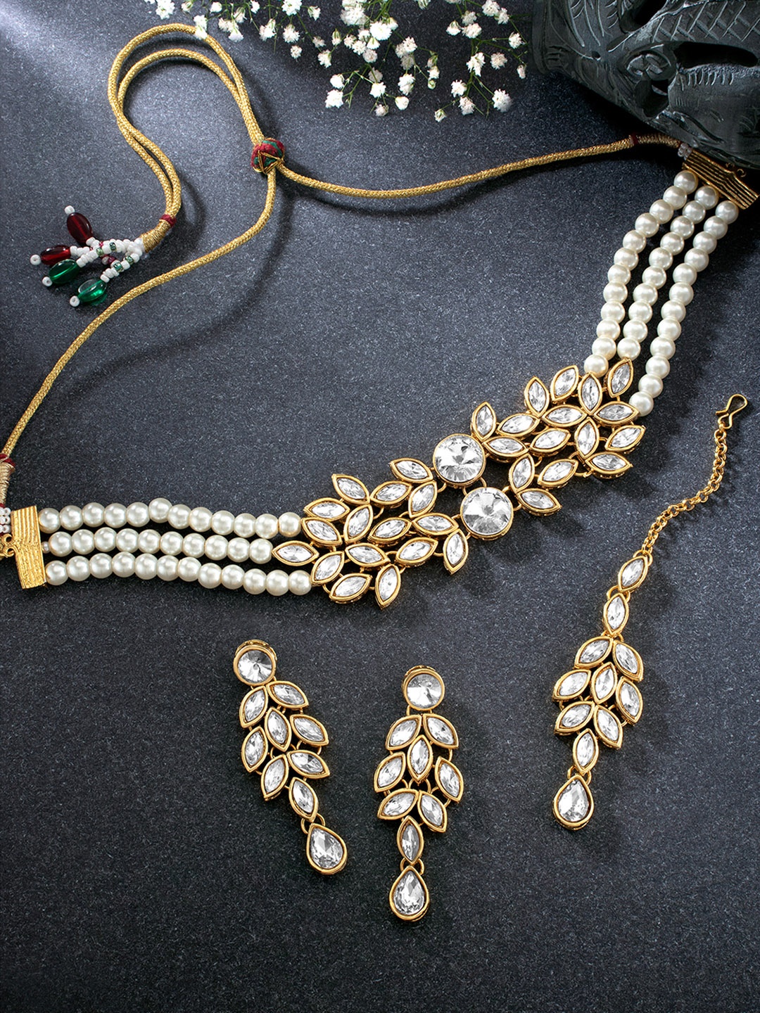 

Peora Gold-Plated Kundan-Studded Jewellery Set, White