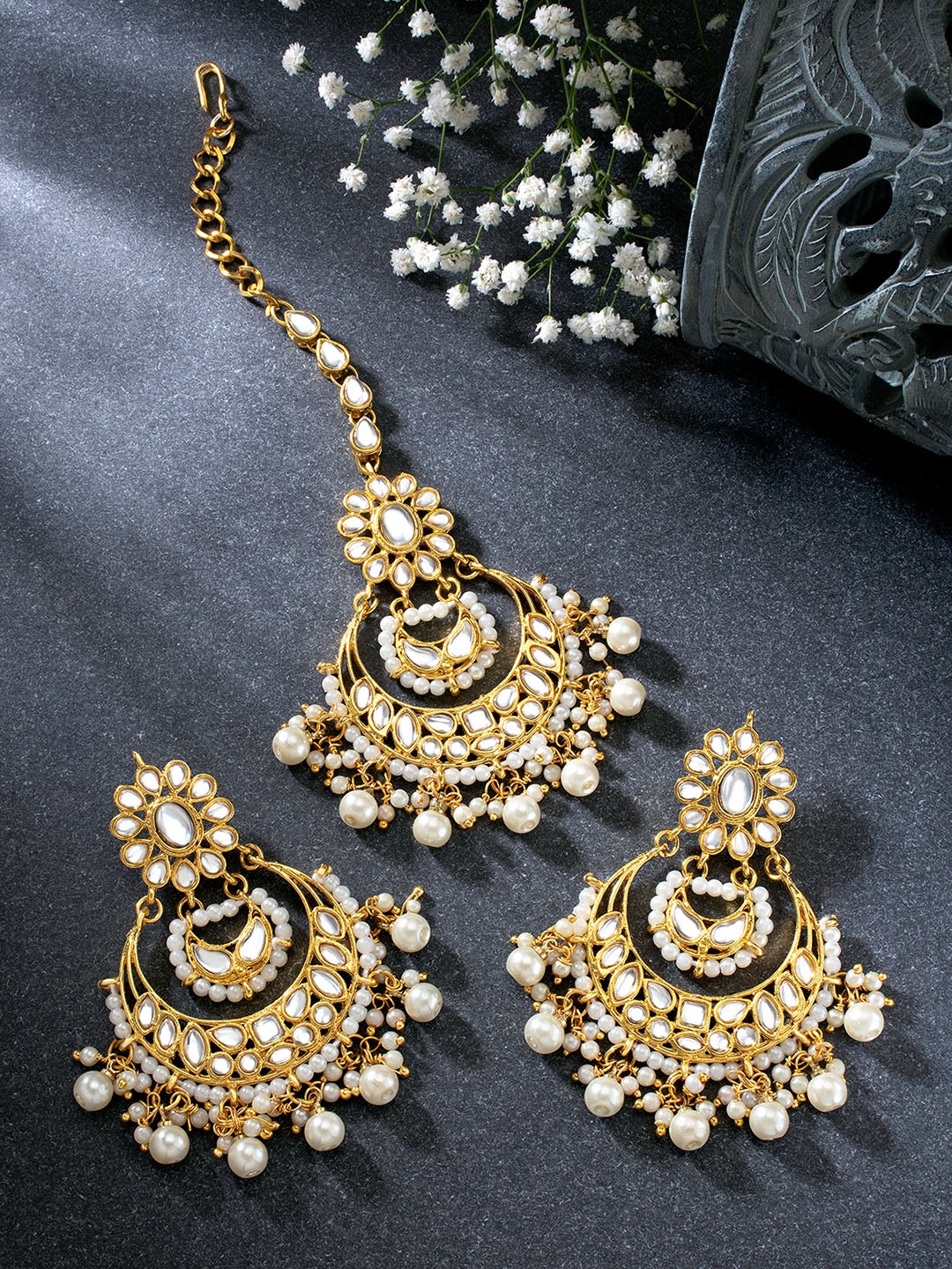 

Peora Women Gold-Plated Kundan & Pearl Studded Maang Tikka with Earrings, White
