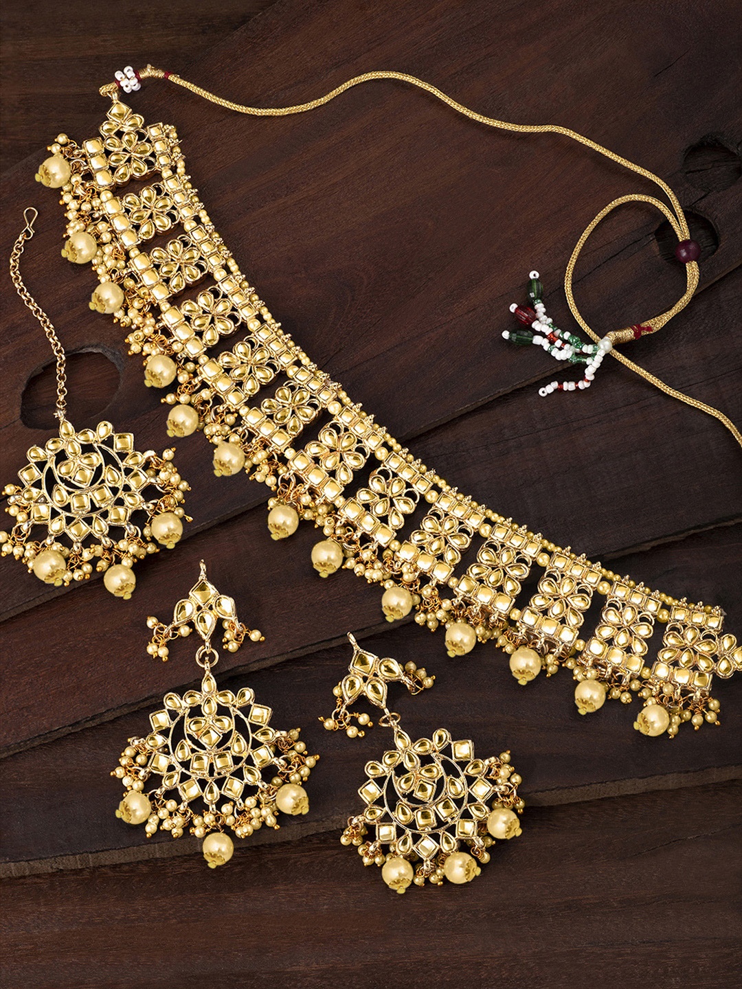 

Peora Gold-Plated Kundan-Studded Jewellery Set