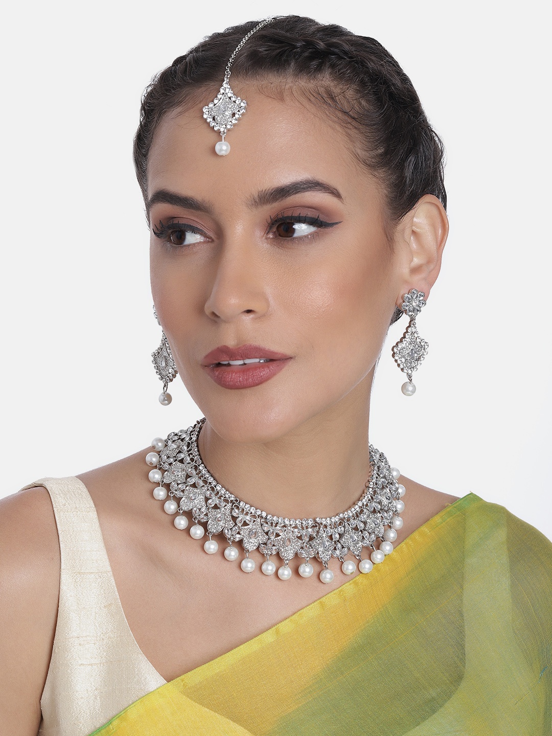 

Peora Silver-Plated Kundan-Studded Oxidised Jewellery Set