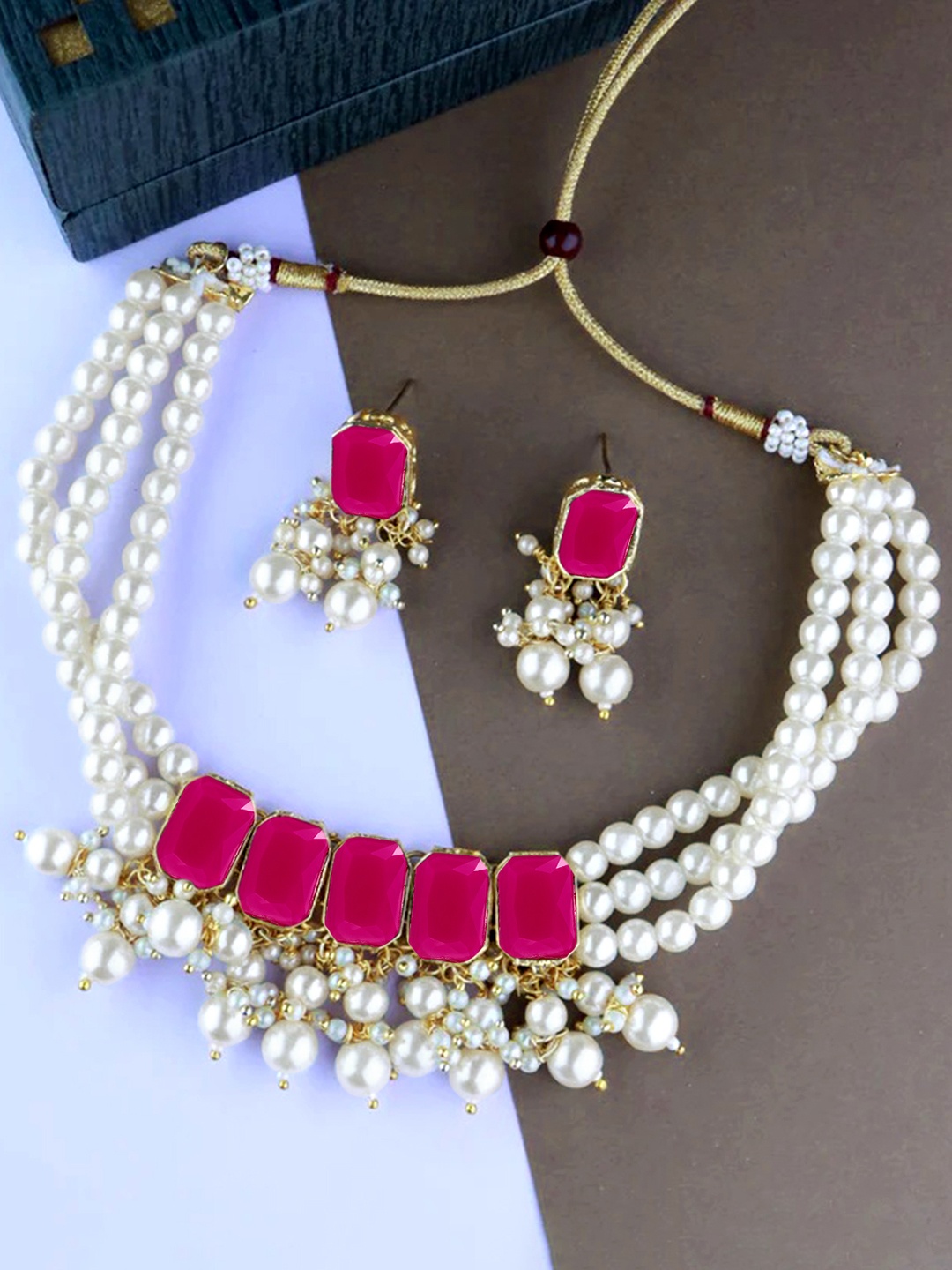 

Peora Gold-Plated Kundan-Studded Jewellery Set, Pink