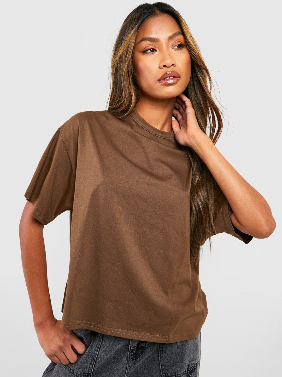 

Boohoo Drop-Shoulder Sleeves Pure Cotton T-shirt, Brown