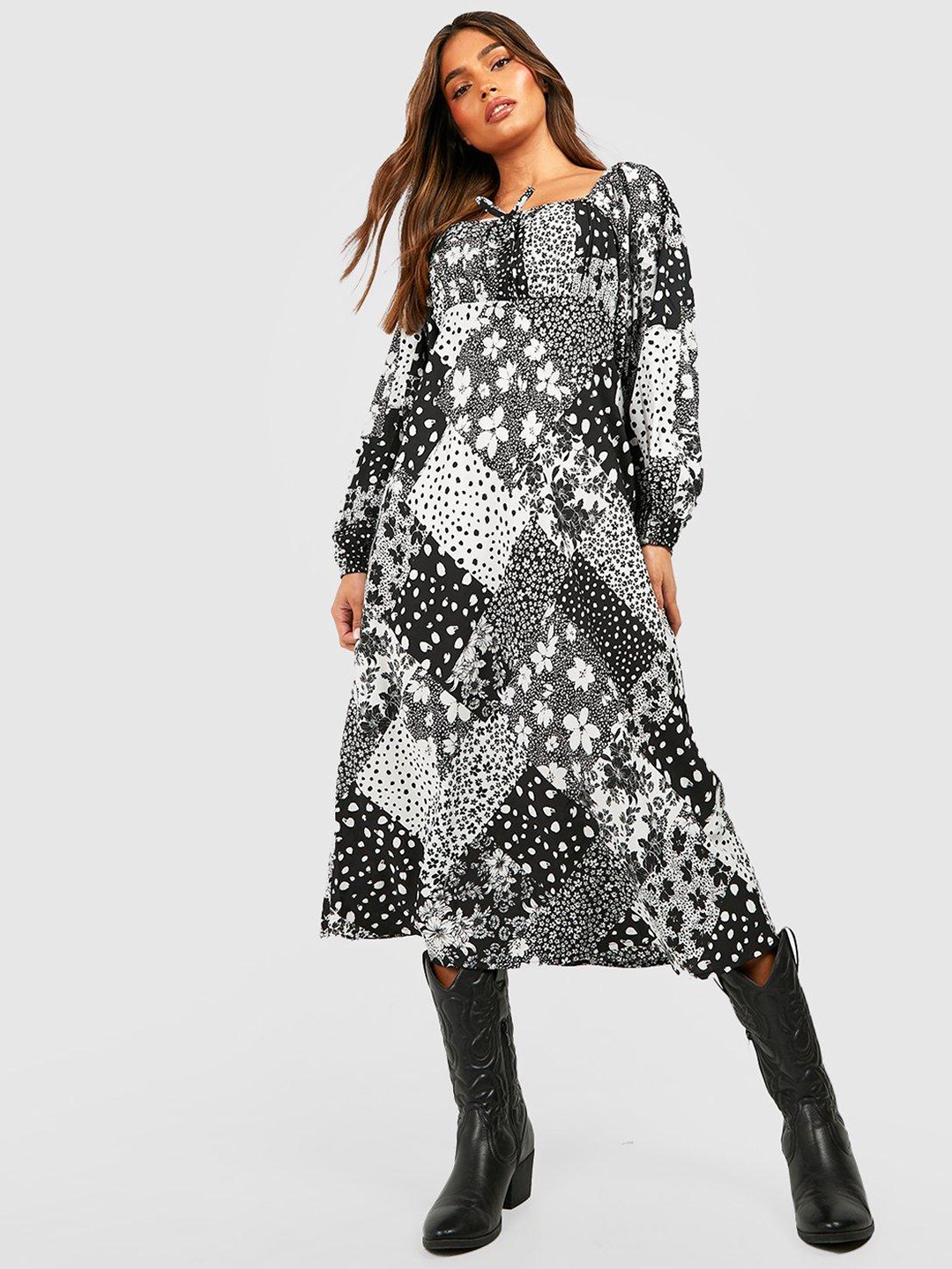 

Boohoo Monochrome Floral Print Puff Sleeve A-Line Midi Dress, Black