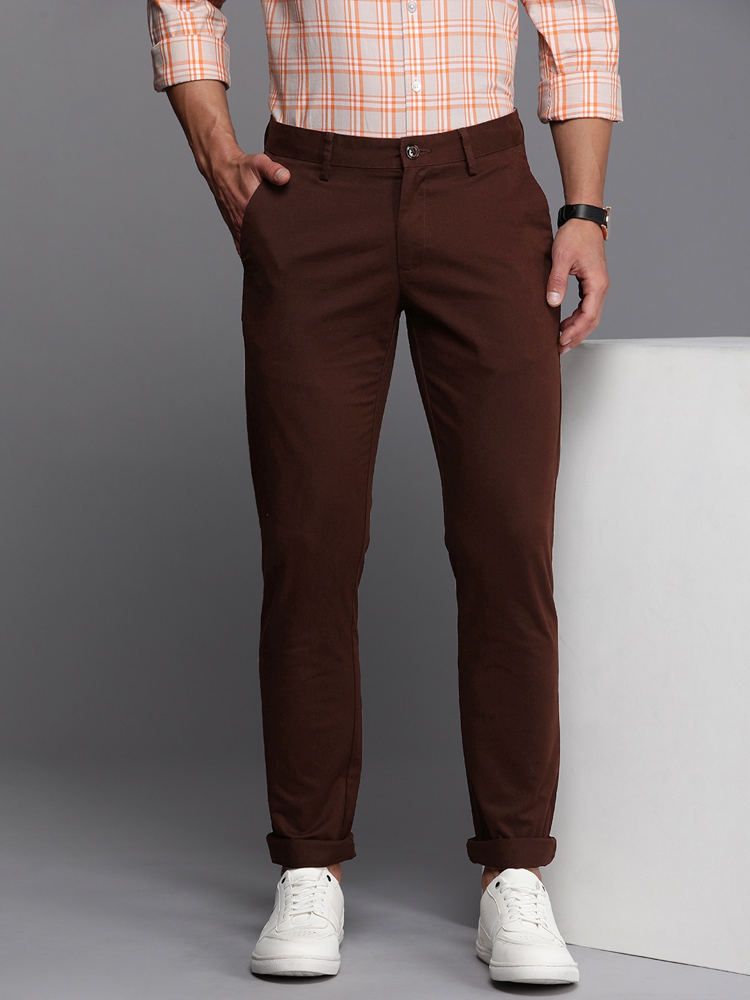 

Allen Solly Men Mid-Rise Slim Fit Chinos, Maroon
