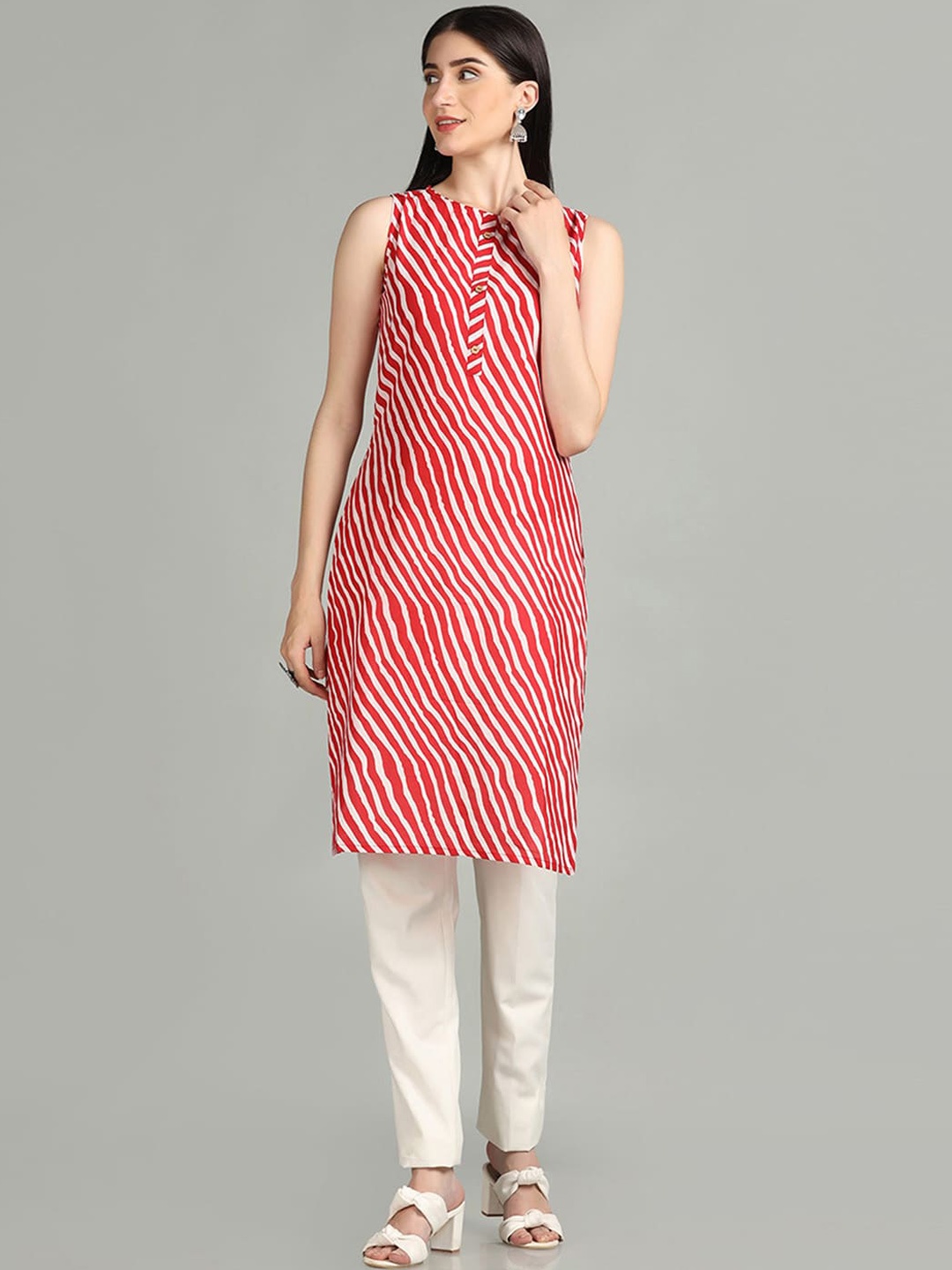 

Saanjh Red & White Leheriya Striped Pure Cotton Kurta