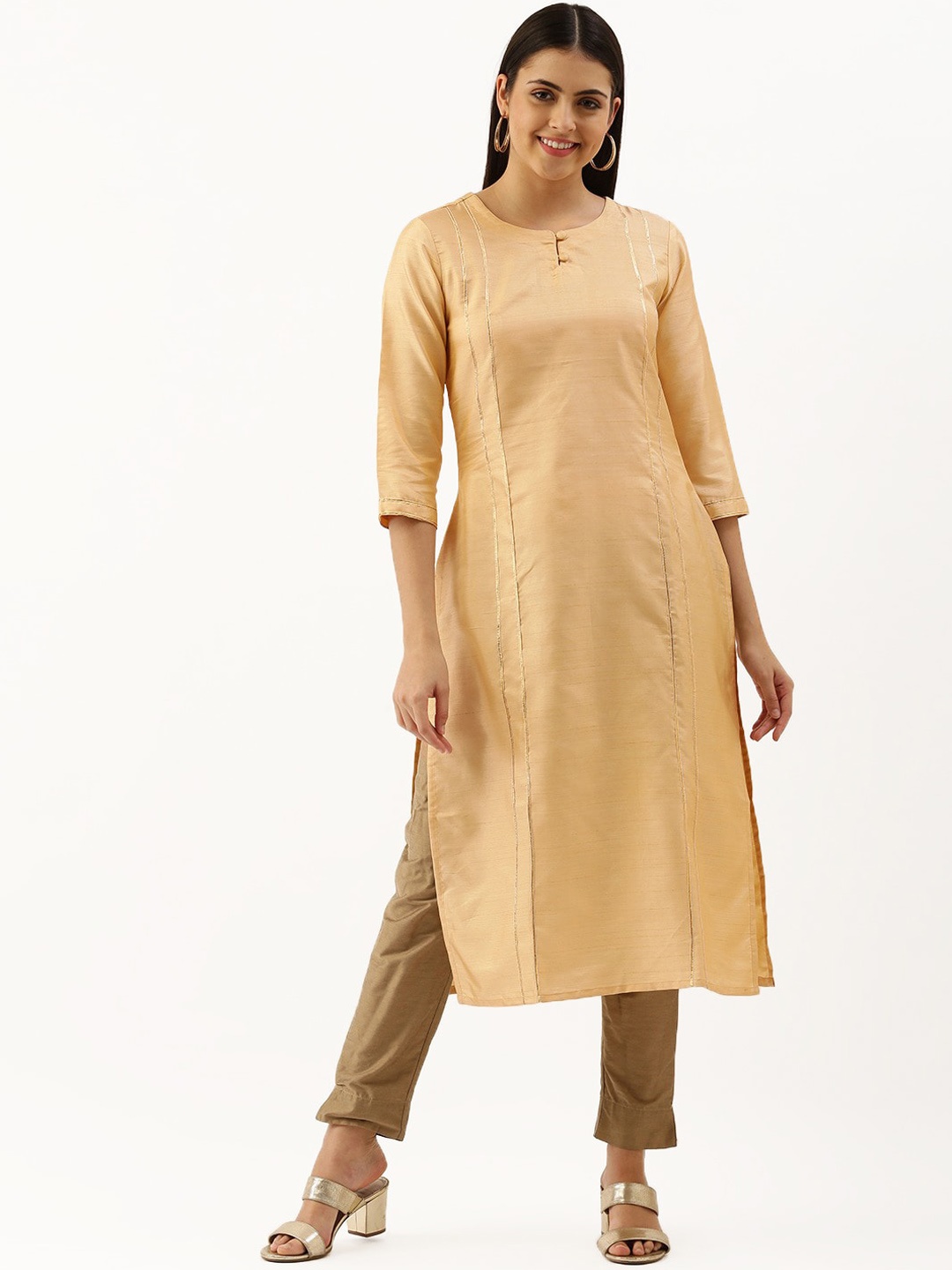 

Saanjh Round Neck Pure Cotton Kurta, Cream
