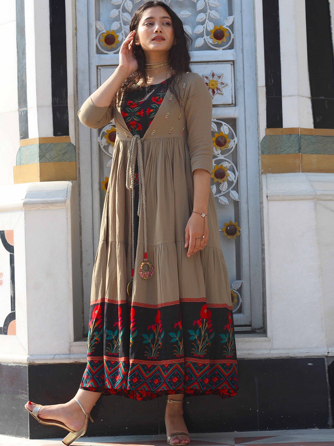 

KALINI Floral Printed Anarkali Kurta with Jacket, Black